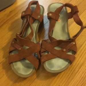 Merrill Brown Sandal